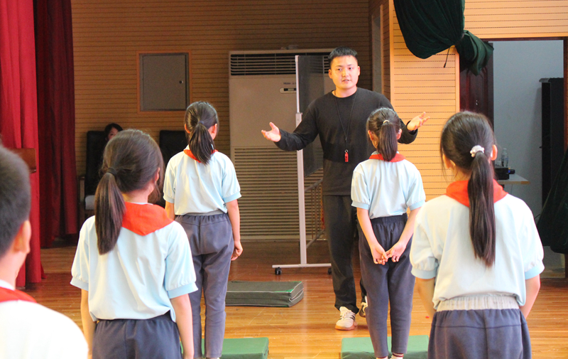 百舸争流 以赛促教——知源学校小学部隆重举办第七届青年教师片段教学竞赛