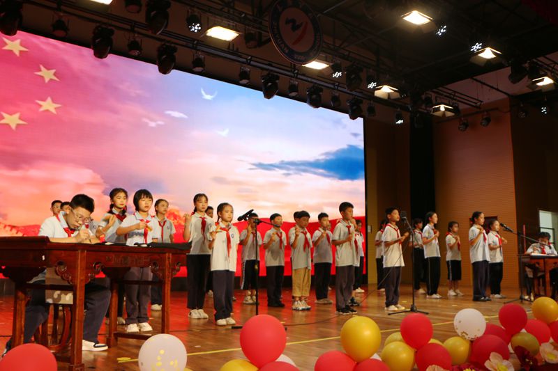 “社”彩缤纷，“团”聚梦想 ——知源学校小学部社团成果展精彩绽放