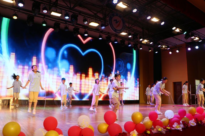 “社”彩缤纷，“团”聚梦想 ——知源学校小学部社团成果展精彩绽放
