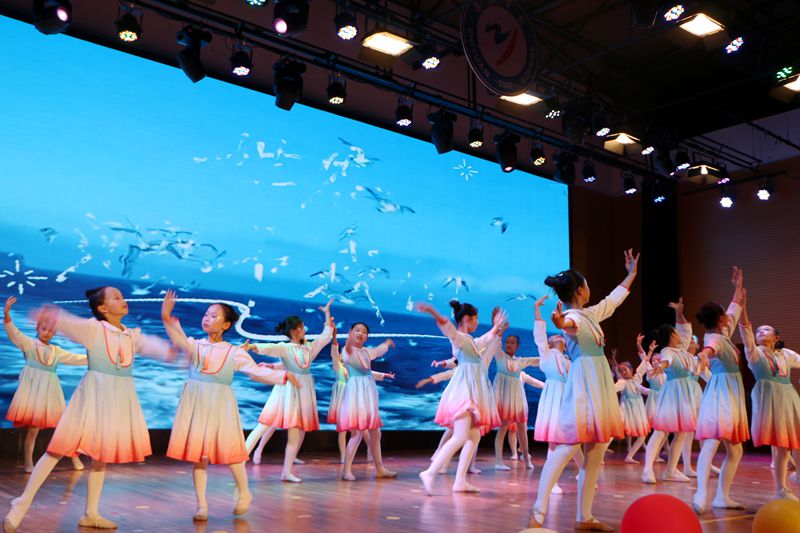 “社”彩缤纷，“团”聚梦想 ——知源学校小学部社团成果展精彩绽放