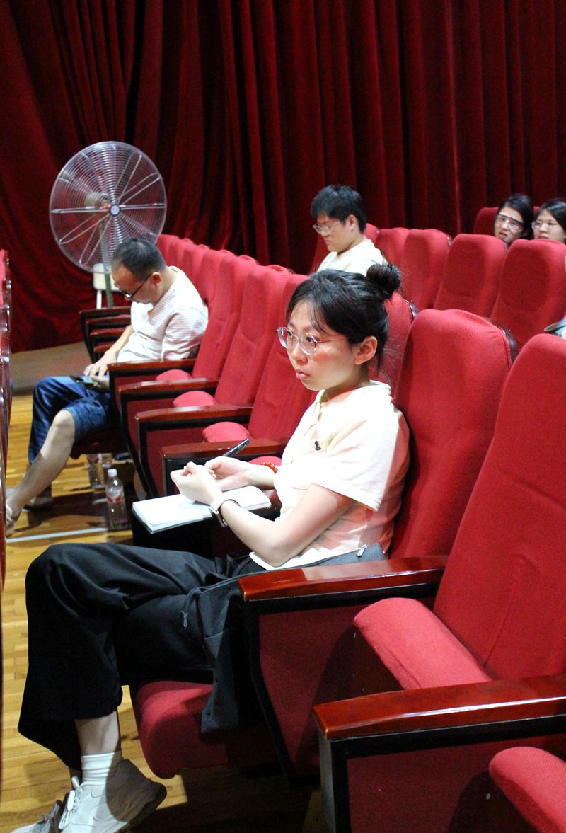 求知不辍，笃行致远 ——知源学校举行2025年暑假教师培训