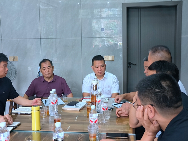 破局突围谋发展 五年蓝图明方向——湘阴县知源学校行政班子赴炎陵开展专题学习