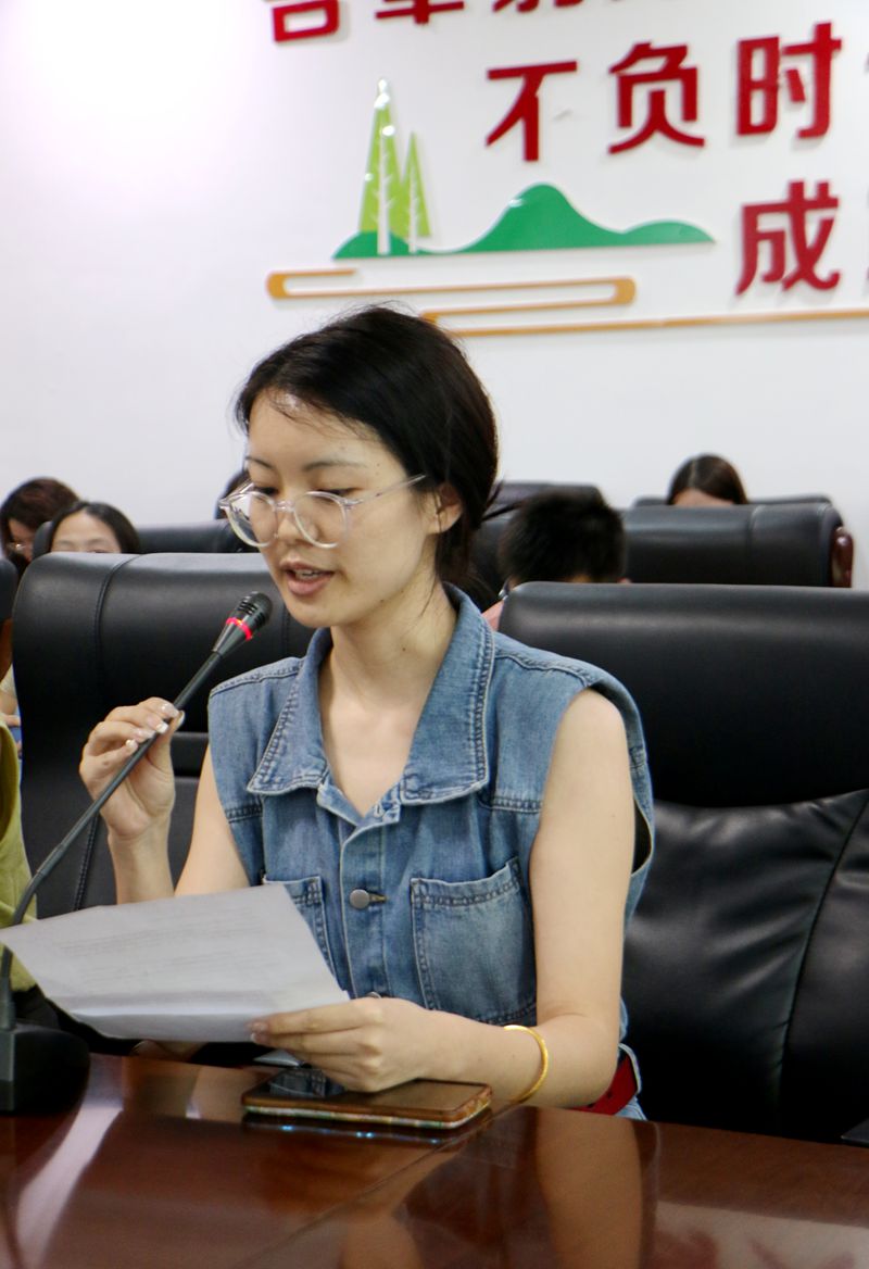 青蓝相携，师徒共进 ——知源学校小初部举行第十届“青蓝工程”总结表彰会暨第十一届“青蓝工程”启动仪式
