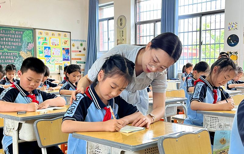 湘阴县知源学校：一、七年级招生公告！成长看得见   未来更出彩