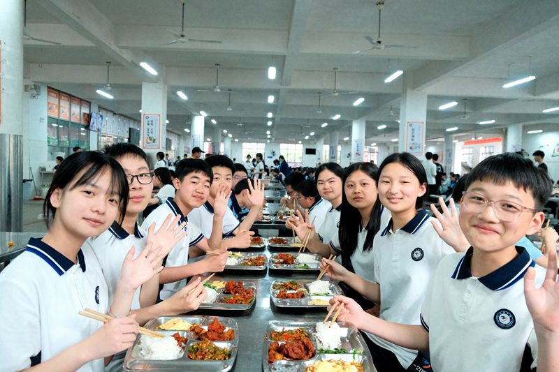湘阴县知源学校：一、七年级招生公告！成长看得见   未来更出彩